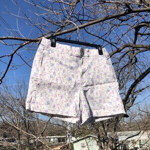 Jachs Girlfriend White Shorts with purple, pink & blue flowers, Size Large